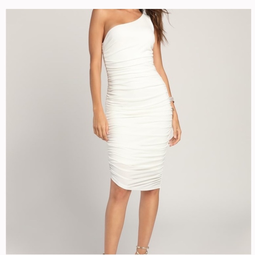 Lulus Total Appeal White Ruched One-Shoulder Bodycon Midi Dress NWT XS